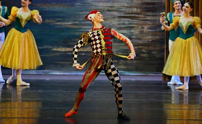 Entertainment Themen der Woche KW52 The State Ballet Theatre of Ukraine performs Swan Lake at the King Center in Melbourne, Florida on Saturday, December 28, 2024.  MLP20241228008 JOExMARINO