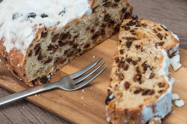 German christmas stollen on a plate German christmas stollen on a plate Copyright: xZoonar.com stockfotos-mgx 22571204
