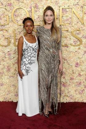 Angelina Jolie mit Tochter Zahara Jolie bei der Verleihung der 82. Golden Globe Awards 2025 im Beverly Hilton Hotel. Beverly Hills, 05.01.2025 *** Angelina Jolie with daughter Zahara Jolie at the 82 Golden Globe Awards 2025 at the Beverly Hilton Hotel Beverly Hills, 05 01 2025 Foto:xJ.xBlocx xFuturexImagex globes_5192