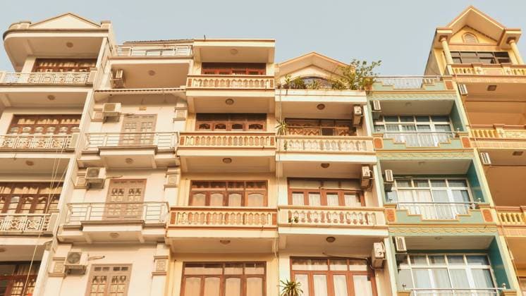 Houses built on the street where are placed back to back hostels and hotels. Air conditioners in the windows. Ha Long Bay City , 45612940.jpg, street, building, house, asia, hostels, back, urban, conditioner, ha, long, window, vietnam, old, down, run, new, apartment, city, brick, architecture, home, usa, england, brown, york, fire, escape, flat, nyc, american, iron, streets, exit, ladder, stairway, alarm, estate, communication, green, rubbish, staircase, skyline, construction, chimneypot, color, vintage, emergency, travel, black, litter RECORD DATE NOT STATED