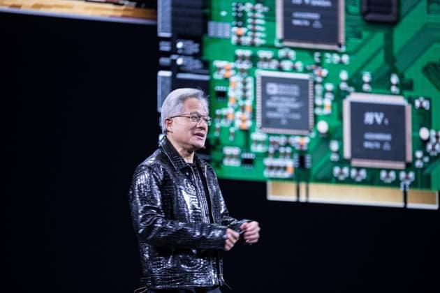 News Themen der Woche KW02 News Bilder des Tages LAS VEGAS, NV - Jensen Huang speaking at NVIDIA Keynote at Michelob Ultra Arena in Las Vegas, NV, on January 6, 2025. Copyright: xDeeCeexCarter MediaPunchx