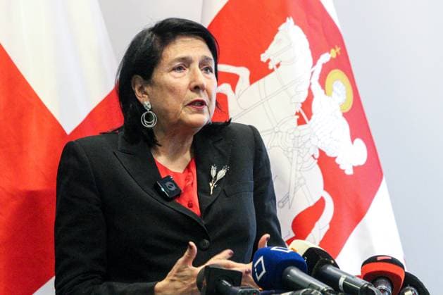 News Themen der Woche KW02 News Bilder des Tages GEORGIA, TBILISI - JANUARY 9, 2025: Georgia s ex-President Salome Zourabichvili holds a briefing. Zourabichvili unveils her new office where she will continue to work as president. Inna Kukudzhanova TASS  77296701