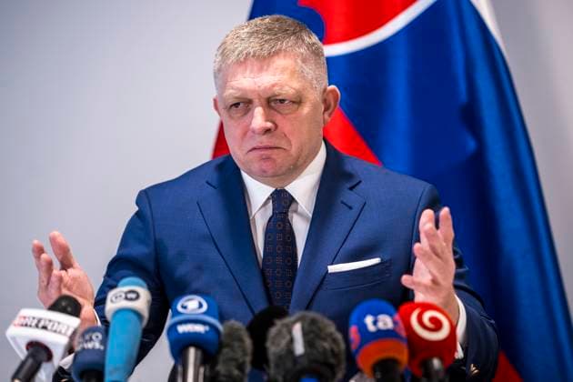 News Themen der Woche KW02 January 9, 2025, Brussels, Bxl, Belgium: Slovak Prime Minister Robert Fico holds a press conference following a meeting with European Commission officials in Brussels, Belgium on 09 01 2025 Fico discusses the impact of the recent halt in Russian gas transit through Ukraine on Slovakia, emphasizing the country™s economic losses and potential retaliatory measures. The transit route stopped on January 1, after the Ukraine-Russia transit agreement expired. by Brussels Belgium - ZUMAw80_ 20250109_faf_w80_007 Copyright: xWiktorxDabkowskix