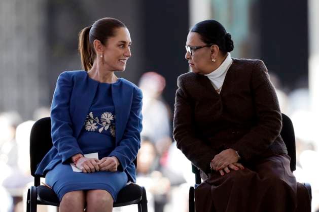Mexico s President Claudia Sheinbaum Pardo and Secretary of Government Rosa Icela Rodriguez during the anti-gun campaign Ã¢â‚¬oeYes to Disarmament, Yes to PeaceÃ¢â‚¬Â, in the atrium of the Basilica of Guadalupe. on January 10, 2025 in Mexico City, Mexico. Mexico City Mexico - ZUMAe321 20250110_zia_e321_012 Copyright: xLuisxBarronx