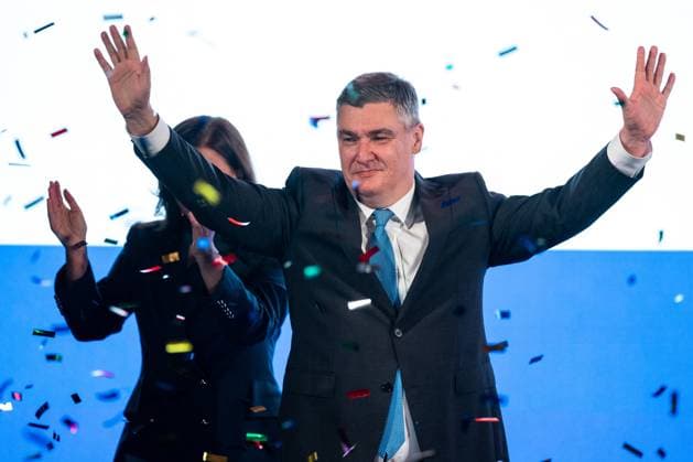 News Themen der Woche KW02 Re-elected Croatian President Zoran Milanovic Re-elected Croatian President Zoran Milanovic celebrate after winning Croatia s presidential election ON January 12, 2025 in Zagreb, Croatia.  IgorxKralj PIXSELL