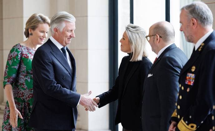 Entertainment Themen der Woche KW03 Entertainment Bilder des Tages Queen Mathilde of Belgium, King Philippe - Filip of Belgium, Outgoing Defence minister Ludivine Dedonder, Outgoing Foreign minister Bernard Quintin and NATO s Chair of the Military Committee Admiral Rob Bauer pictured during a royal reception for Permanent Representatives, Heads of Mission to the North Atlantic Council, members of the international secretariat and military representatives to NATO, as well as SHAPE general officers, at the Royal Castle of Laeken Laken, in Brussels, Tuesday 14 January 2025.  BENOITxDOPPAGNE 110389169