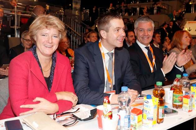 Berliner landesverband, Monika Gruetters, Stefan Evers, Frank Steffel beim 29. Bundesparteitag der CDU in Essen, Berlin Deutschland, Germany *** Berlin national association, Monika Gruetters, Stefan Evers, Frank Steffel at 29 Federal Party Conference the CDU in Food, Berlin Germany, Germany