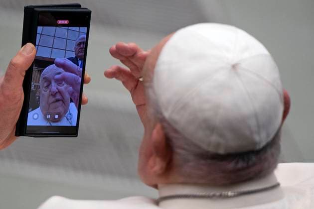 News Themen der Woche KW03 News Bilder des Tages ITALY - POPE FRANCIS DURING HIS WEEKLY GENERAL AUDIENCE IN THE PAUL VI HALL AT THE VATICAN - 2025 1 15 Italy, Rome, Vatican, 2025 1 15.Pope Francis during the weekly general audience in the Paul VI hall at the Vatican EDITORIAL USE ONLY - NO BOOKS Copyright: xALESSIAxGIULIANIx