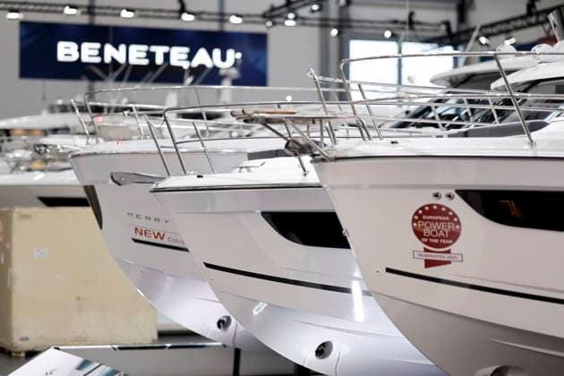 News Themen der Woche KW03 News Bilder des Tages Luxusyachten für viele Millionen Euro stehen auf der Boot 2025 in der Messe Düsseldorf. Auf der Fachmesse stellen rund 1500 Aussteller vom 18. Januar bis zum 26. Januar 2025 auf 220000 Quadratmetern Neuigkeiten aus der Welt des Wassersports vor. (Themenbild, Symbolbild) Düsseldorf, 17.01.2025 NRW Deutschland *** Luxury yachts costing many millions of euros will be on display at Boot 2025 at Messe Düsseldorf From 18 January to 26 January 2025, around 1500 exhibitors will be presenting innovations from the world of water sports on 220000 square meters Theme image, symbolic image Düsseldorf, 17 01 2025 NRW Germany Copyright: xChristophxHardtx