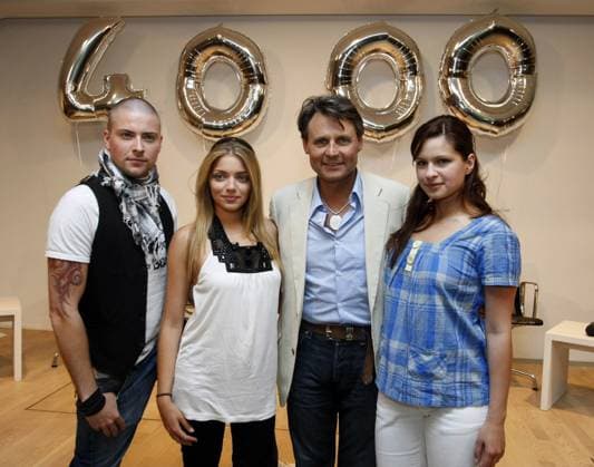 Felix von Jascheroff, Anne Menden, Wolfgang Bahro, Josephine Schmidt, Schauspieler, Portrait, bei der Präsentation von 4000 Folgen GZSZ , Gute Zeiten, Schlechte Zeiten, Soap, Germany *** Felix from Jascheroff, Anne Menden, Wolfgang Bahro, Josephine Schmidt, Actors, Portrait, at the Presentation from 4000 Consequences GZSZ , Good Times, bad Times, Soap, Germany