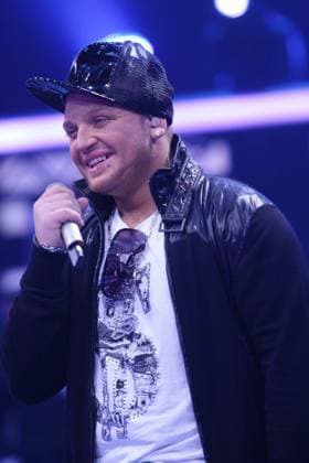 Menowin Froehlich bei der Generalprobe bei DSDS - Wer kommt in die Top 10? im RTL Studio in Koeln am 13.02.10. Nordrhein-Westfalen Nordrhein-We Germany *** Menowin Froehlich at the Dress rehearsal at DSDS Who comes in the Top 10 at RTL Studio in Cologne on 13 02 10 North Rhine Westphalia North Rhine We Germany