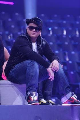 Menowin Froehlich bei der Generalprobe bei DSDS - Wer kommt in die Top 10? im RTL Studio in Koeln am 13.02.10. Nordrhein-Westfalen Nordrhein-We Germany *** Menowin Froehlich at the Dress rehearsal at DSDS Who comes in the Top 10 at RTL Studio in Cologne on 13 02 10 North Rhine Westphalia North Rhine We Germany