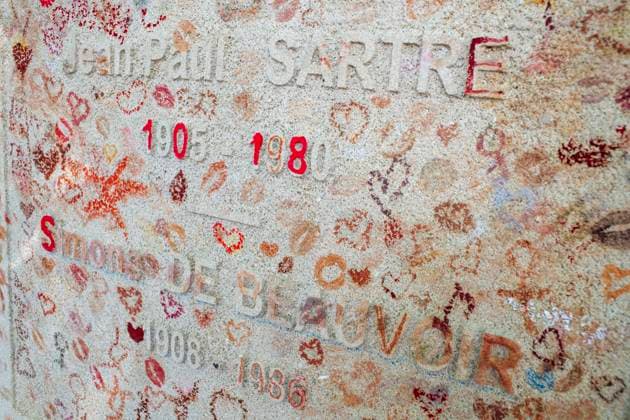 Montparnasse Cemetery, Paris, France. Inscription from the headstone of Jean Paul Sartre and Simone de Beauvoir Montparnasse Cemetery Paris France Paris ÃŽle-de-France France Copyright: xSergixReboredox xVWPicsx SRE-PARIS-42