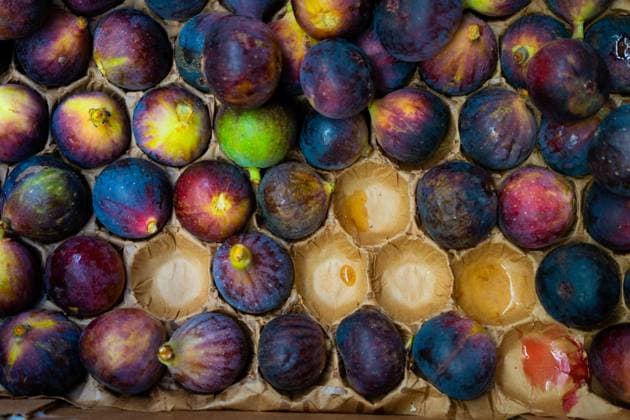 Figs, Paris, France Copyright: SimonxWilder 1388-11