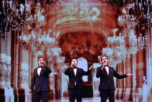 Entertainment Themen der Woche KW04 Entertainment Bilder des Tages (250121) -- PARIS, Jan. 21, 2025 -- Artists of Paris Opera sing Puccini s Nessun Dorma during the Spring Festival Gala 2025 to celebrate Chinese New Year in Paris, France, Jan. 20, 2025. ) (Int l Exchange)FRANCE-PARIS-SPRING FESTIVAL GALA GaoxJing 