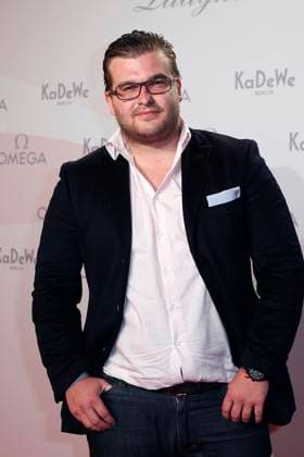 Gregor Nebel beim OMEGA Ladymatic Cocktail im Berliner Kaufhaus KaDeWe, Berlin Deutschland, Germany *** Gregor Fog at OMEGA Ladymatic Cocktail at Berlin Department store KaDeWe, Berlin Germany, Germany