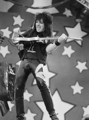 Moscow, USSR. Guitarist of Motley Crue American band Mick Mars performs at the Moscow Music Peace Festival at the Grand Sports Arena of the Lenin Central Stadium. Viktor Velikzhanin, Nikolai Berketov TASS  16524904