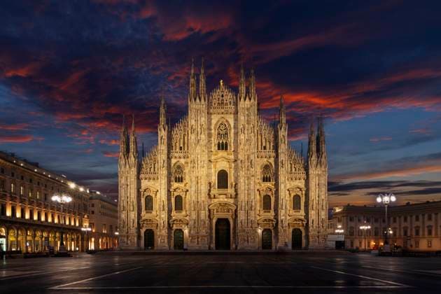Milan Cathedral illuminated at night in Piazza Duomo, Milan, Italy, RUEF04609