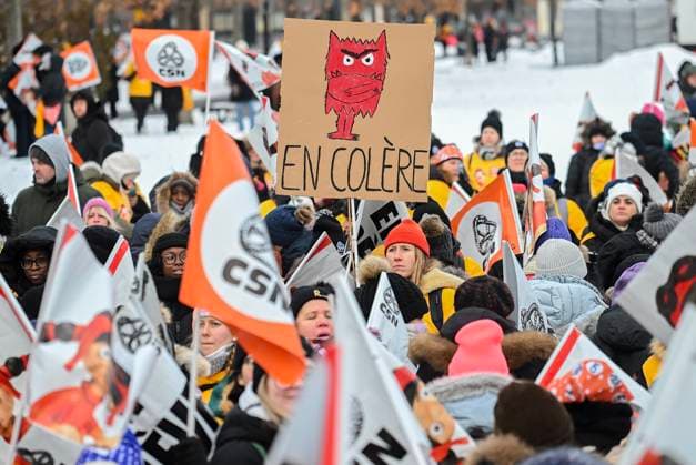 January 23, 2025, Montreal, Pq, Canada: Daycare workers take part in a demonstration on the first day of a strike in Montreal, Thursday, January 23, 2025. Montreal Canada  - ZUMAc35_ 20250123_zaf_c35_011 Copyright: xGrahamxHughesx