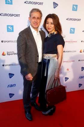 Pierre Littbarski, und Ehefrau Hitomi Koizumi beim Deutscher Sportjournalistenpreis 2019 in Hamburg, Preisverleihung, Roter Teppich, Hamburg Deutschland, Germany *** Pierre Littbarski, and Wife Hitomi Koizumi at German Sportjournalistenpreis 2019 in Hamburg, Award ceremony, Red Carpet, Hamburg Germany, Germany