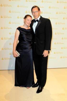 Hans-Guenther Winkler und Begleitung Leve Ostermann bei der Verleihung der Goldene Sportpyramide 2012 in Berlin, Roter Teppich, Berlin Deutschland, Germany *** Hans Guenther Winkler and Support Leve Ostermann at the award Ceremony the Golden Sports pyramid 2012 in Berlin, Red Carpet, Berlin Germany, Germany