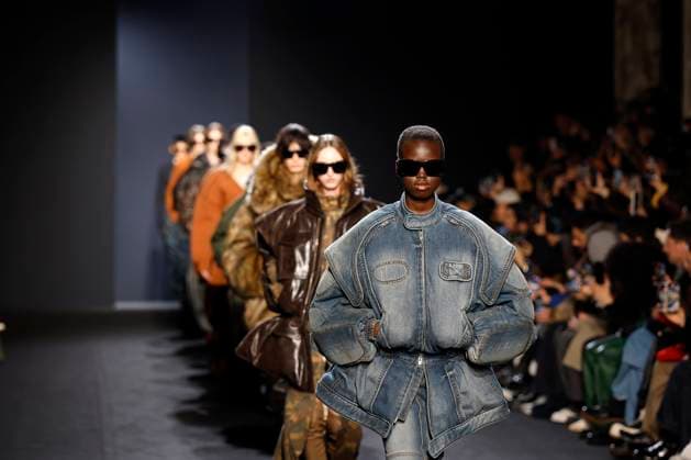 Entertainment Themen der Woche KW04 Entertainment Bilder des Tages Juun.J menswear fall winter 2025 26 PARIS january 2025 Juun.J menswear fall winter 2025 26 PARIS january 2025, Credit:Zeppelin Avalon  Copyright: xZeppelinx xAvalonx 0957265311