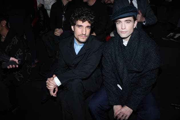 Entertainment Themen der Woche KW04 Entertainment Bilder des Tages PFW Dior Front Row Louis Garrel and Robert Pattinson attending the Dior Menswear Fall-Winter 2025 2026 show as part of Paris Fashion Week in Paris, France on January 24, 2025. Photo by Jerome Domné ABACAPRESS.COM  Copyright: xDominexJerome ABACAx