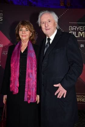Guenther Maria Halmer und Claudia Halmer bei der Verleihung Bayerischer Filmpreis am 24.01.2025 im Prinzregententheater in Muenchen Bayerischer Filmpreis 2025 in Muenchen