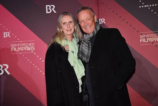 Claudia Heiss und Michael Roll bei der Verleihung Bayerischer Filmpreis am 24.01.2025 im Prinzregententheater in Muenchen Bayerischer Filmpreis 2025 in Muenchen