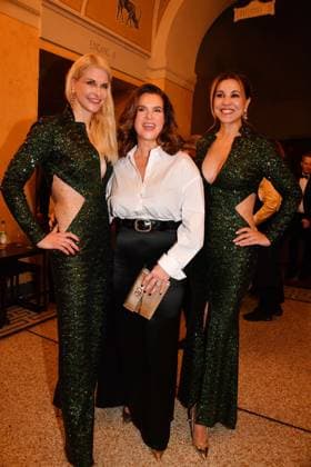 Natascha Gruen, Katarina Witt und Karen Webb bei der Verleihung Bayerischer Filmpreis am 24.01.2025 im Prinzregententheater in Muenchen Bayerischer Filmpreis 2025 in Muenchen