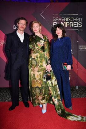 Golo Euler, Rosalie Thomass und Eva Bay bei der Verleihung Bayerischer Filmpreis am 24.01.2025 im Prinzregententheater in Muenchen Bayerischer Filmpreis 2025 in Muenchen