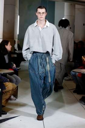 Hed Mayner menswear fall winter 2025 26 PARIS january 2025 Hed Mayner menswear fall winter 2025 26 PARIS january 2025, Credit:Zeppelin Avalon  Copyright: xZeppelinx xAvalonx 0957579407