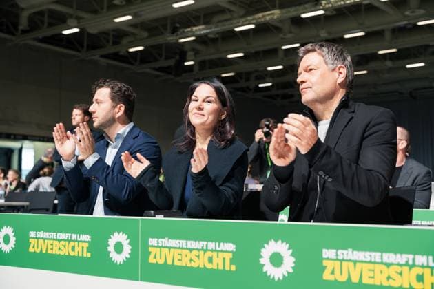 26.01.2025,Berlin,Bundesdelegiertenkonferenz Bündnis 90 Grüne im CityCube,Felix Banaszak,Annalena Baerbock, Robert Habeck *** 26 01 2025,Berlin,Alliance 90 Greens federal delegates conference in the CityCube,Felix Banaszak,Annalena Baerbock, Robert Habeck