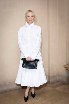 Photocall of the Jacquemus fashion show at 51 rue Raynourd during the Mens Ready to Wear Fall Winter 2025 2026 Fashion Week in Paris Pamela Anderson Photocall of the Jacquemus fashion show at 51 rue Raynourd during the Mens Ready to Wear Fall Winter 2025 2026 Fashion Week in Paris, January 26, 2025 Olivier Borde Bestimage Photocall of the Jacquemus fashion show at 51 rue Raynourd during the Mens Ready to Wear Fall Winter 2025 2026 Fashion Week in Paris, January 26, 2025 Paris France  Copyright: xOLIVIERxBORDEx xBESTIMAGExOLIVIERxBORDEx xBESTIMAGEx