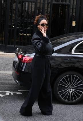 Arrivals at the Jacquemus fashion show during the Mens Ready to Wear Fall Winter 2025 2026 Fashion Week in Paris Léna Situations Léna Mahfouf Arrivals at the Jacquemus fashion show during the Mens Ready to Wear Fall Winter 2025 2026 Fashion Week in Paris, January 26, 2025 Denis Guignebourg Bestimage Arrivals at the Jacquemus fashion show during the Mens Ready to Wear Fall Winter 2025 2026 Fashion Week in Paris, January 26, 2025 Paris France  Copyright: xDenisxGuignebourgx xBestimagexDenisxGuignebourgx xBestimagex