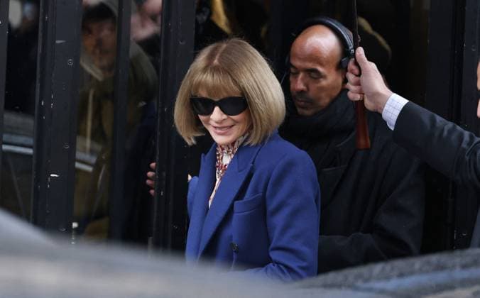 Entertainment Bilder des Tages Arrivals at the Jacquemus fashion show during the Mens Ready to Wear Fall Winter 2025 2026 Fashion Week in Paris Anna Wintour Arrivals at the Jacquemus fashion show during the Mens Ready to Wear Fall Winter 2025 2026 Fashion Week in Paris, January 26, 2025 Denis Guignebourg Bestimage Arrivals at the Jacquemus fashion show during the Mens Ready to Wear Fall Winter 2025 2026 Fashion Week in Paris, January 26, 2025 Paris France  Copyright: xDenisxGuignebourgx xBestimagexDenisxGuignebourgx xBestimagex