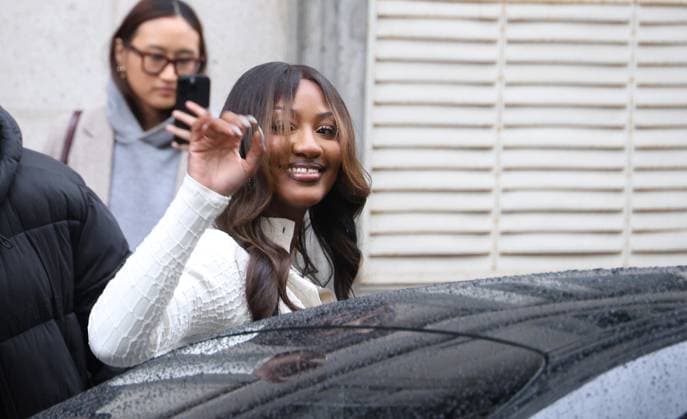 Arrivals at the Jacquemus fashion show during the Mens Ready to Wear Fall Winter 2025 2026 Fashion Week in Paris Tems Arrivals at the Jacquemus fashion show during the Mens Ready to Wear Fall Winter 2025 2026 Fashion Week in Paris, January 26, 2025 Denis Guignebourg Bestimage Arrivals at the Jacquemus fashion show during the Mens Ready to Wear Fall Winter 2025 2026 Fashion Week in Paris, January 26, 2025 Paris France  Copyright: xDenisxGuignebourgx xBestimagexDenisxGuignebourgx xBestimagex
