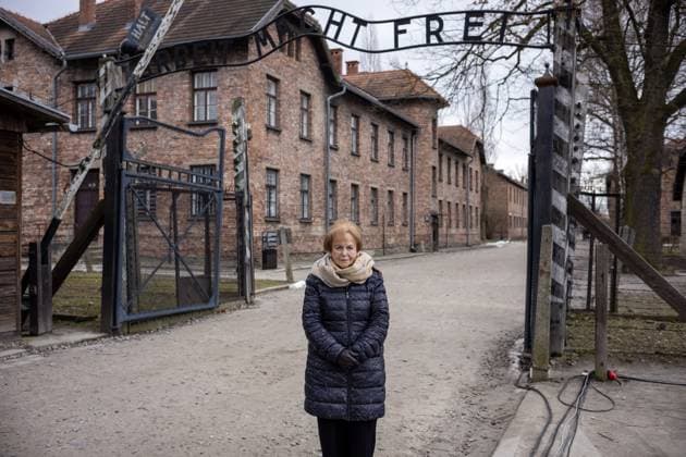 News Themen der Woche KW04 Holocaust Mala Tibich Holocaust Mala Tibich at Auschwitz-Birkenau concentration camp Auschwitz-Birkenau WWII death camp visitors on the eve of the 80th anniversary since its liberation on the 27th January Oswiecim, Poland.  Copyright: xx NINTCHDBPICT000966848876