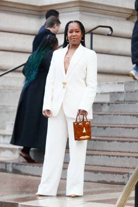 Arrivals at Schiaparelli Collection Haute Couture Spring Summer 2025 during Paris Fashion Week PFW Regina King People at Schiaparelli Collection Haute Couture Spring Summer 2025 during Paris Fashion Week PFW at the Petit Palais on January 27, 2025 Christophe Clovis Bestimage People at Schiaparelli Fashion Show Haute Couture Spring Summer 2025 during Paris Fashion Week, Paris France  Copyright: xChristophexClovisx xBestimagexChristophexClovisx xBestimagex