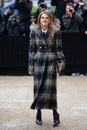 PFW - Schiaparelli Haute Couture - Arrivals NB Anna Dello Russo attends the Schiaparelli Haute Couture Spring-Summer 2025 show as part of Paris Fashion Week on January 27, 2025 in Paris, France. Photo by Nasser Berzane ABACAPRESS.COM Paris France  Copyright: xBerzanexNasser ABACAx
