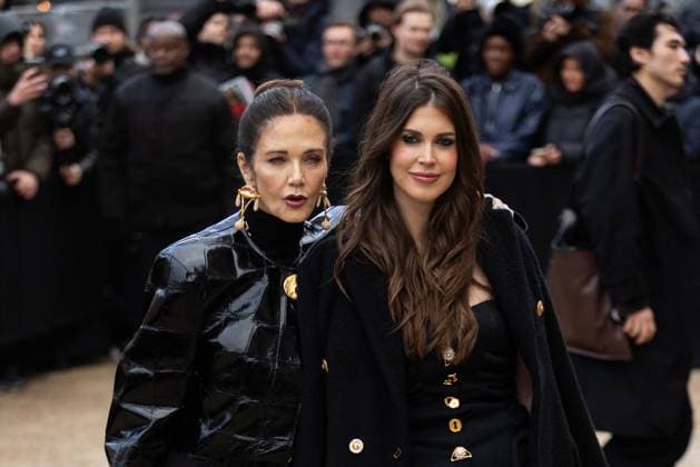PFW - Schiaparelli Haute Couture - Arrivals NB Lynda Carter and Jessica Altman attends the Schiaparelli Haute Couture Spring-Summer 2025 show as part of Paris Fashion Week on January 27, 2025 in Paris, France. Photo by Nasser Berzane ABACAPRESS.COM Paris France  Copyright: xBerzanexNasser ABACAx