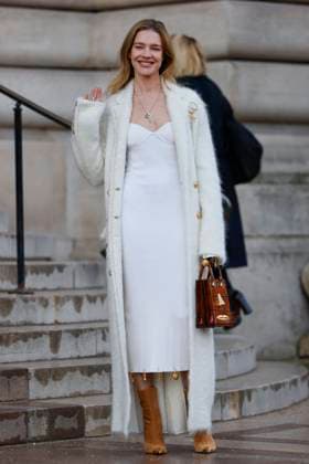 PFW - Celebs At Schiaparelli Natalia Vodianova arrive to Schiaparelli fashion show during the Haute Couture Fall Winter 2025 - 2026 Fashion Week on January 27, 2025 in Paris, France. Photo by Marco Piovanotto ABACAPRESS.COM Paris France  Copyright: xPiovanottoxMarco ABACAx