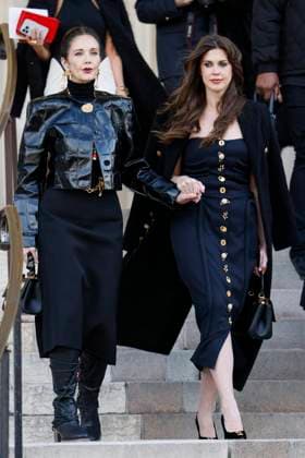 PFW - Celebs At Schiaparelli Lynda Carter, Jessica Altman arrives to Schiaparelli fashion show during the Haute Couture Fall Winter 2025 - 2026 Fashion Week on January 27, 2025 in Paris, France. Photo by Marco Piovanotto ABACAPRESS.COM Paris France  Copyright: xPiovanottoxMarco ABACAx