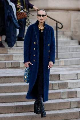 PFW - Celebs At Schiaparelli Jordan Roth leaves Schiaparelli fashion show during the Haute Couture Fall Winter 2025 - 2026 Fashion Week on January 27, 2025 in Paris, France. Photo by Marco Piovanotto ABACAPRESS.COM Paris France  Copyright: xPiovanottoxMarco ABACAx