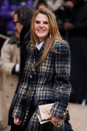 PFW - Celebs At Schiaparelli Anna Dello Russo arrives to Schiaparelli fashion show during the Haute Couture Fall Winter 2025 - 2026 Fashion Week on January 27, 2025 in Paris, France. Photo by Marco Piovanotto ABACAPRESS.COM Paris France  Copyright: xPiovanottoxMarco ABACAx
