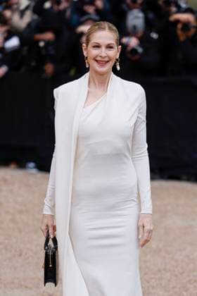 PFW - Celebs At Schiaparelli Kelly Rutherford arrives to Schiaparelli fashion show during the Haute Couture Fall Winter 2025 - 2026 Fashion Week on January 27, 2025 in Paris, France. Photo by Marco Piovanotto ABACAPRESS.COM Paris France  Copyright: xPiovanottoxMarco ABACAx