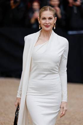 PFW - Celebs At Schiaparelli Kelly Rutherford arrives to Schiaparelli fashion show during the Haute Couture Fall Winter 2025 - 2026 Fashion Week on January 27, 2025 in Paris, France. Photo by Marco Piovanotto ABACAPRESS.COM Paris France  Copyright: xPiovanottoxMarco ABACAx