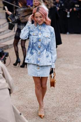 PFW - Celebs At Schiaparelli Tina Leung arrives to Schiaparelli fashion show during the Haute Couture Fall Winter 2025 - 2026 Fashion Week on January 27, 2025 in Paris, France. Photo by Marco Piovanotto ABACAPRESS.COM Paris France  Copyright: xPiovanottoxMarco ABACAx