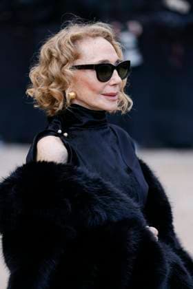 PFW - Celebs At Schiaparelli Marisa Berenson arrives to Schiaparelli fashion show during the Haute Couture Fall Winter 2025 - 2026 Fashion Week on January 27, 2025 in Paris, France. Photo by Marco Piovanotto ABACAPRESS.COM Paris France  Copyright: xPiovanottoxMarco ABACAx