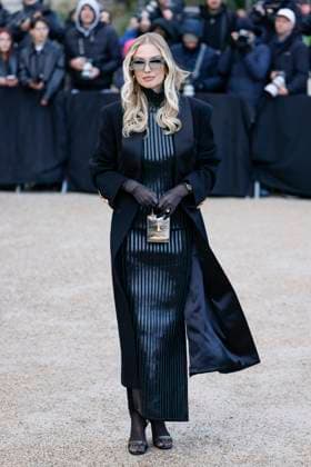 PFW - Celebs At Schiaparelli Leonie Hanne arrives to Schiaparelli fashion show during the Haute Couture Fall Winter 2025 - 2026 Fashion Week on January 27, 2025 in Paris, France. Photo by Marco Piovanotto ABACAPRESS.COM Paris France  Copyright: xPiovanottoxMarco ABACAx